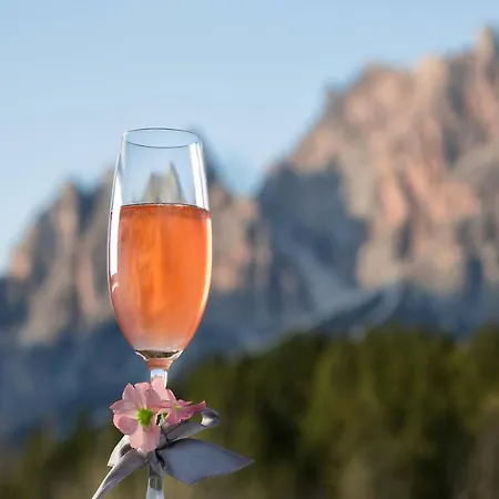 מלון Cristallo, A Luxury Collection & Spa, Cortina D 'ampezzo 5*